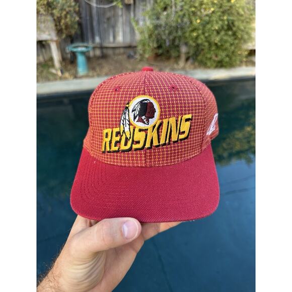 Vintage Logo Athletic Redskins Plaid Strapback Hat - Picture 1 of 10